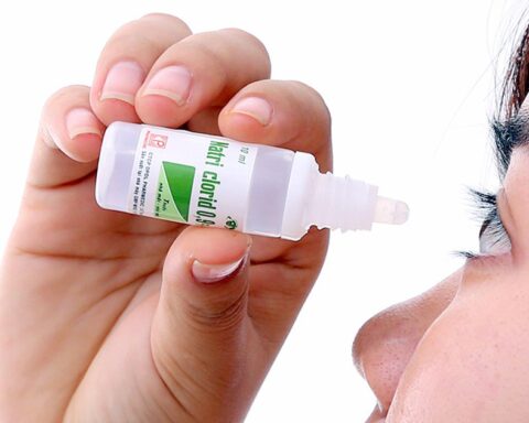 Thu hồi nước muối nhỏ mắt Natri clorid 0,9% vì không đạt “độ trong”: Nguy hiểm ra sao?