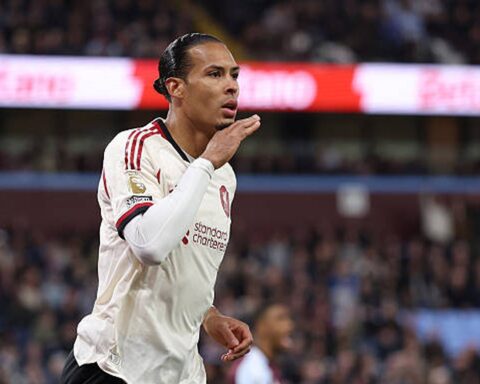 Liverpool thảm bại trước Aston Villa tạo thống kê tệ nhất lịch sử, nguy cơ mất vé Champions League