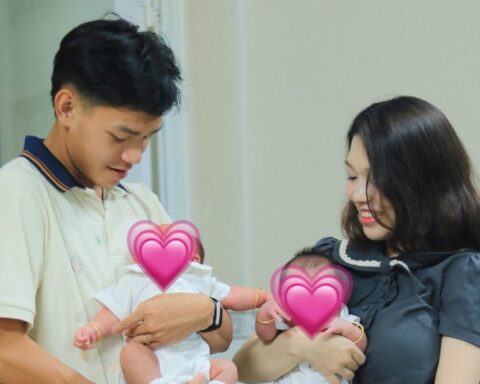 Tiền đạo lấy vợ sớm nhất U23 Việt Nam hạnh phúc đón cặp song sinh đầu lòng