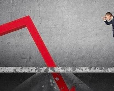 Góc nhìn chuyên gia: VN-Index có thể bước vào nhịp rung lắc mạnh sau khi lập đỉnh lịch sử