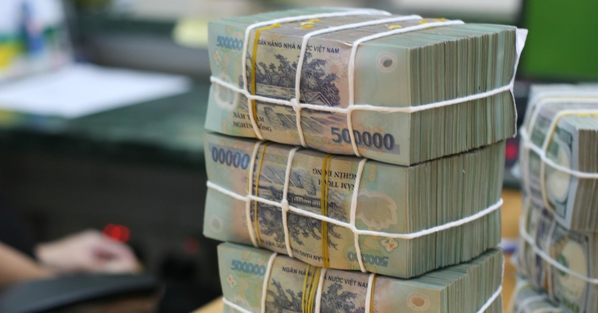 Một ngân hàng trả lãi suất 8,5%/năm cho số tiền gửi từ 500.000 đồng