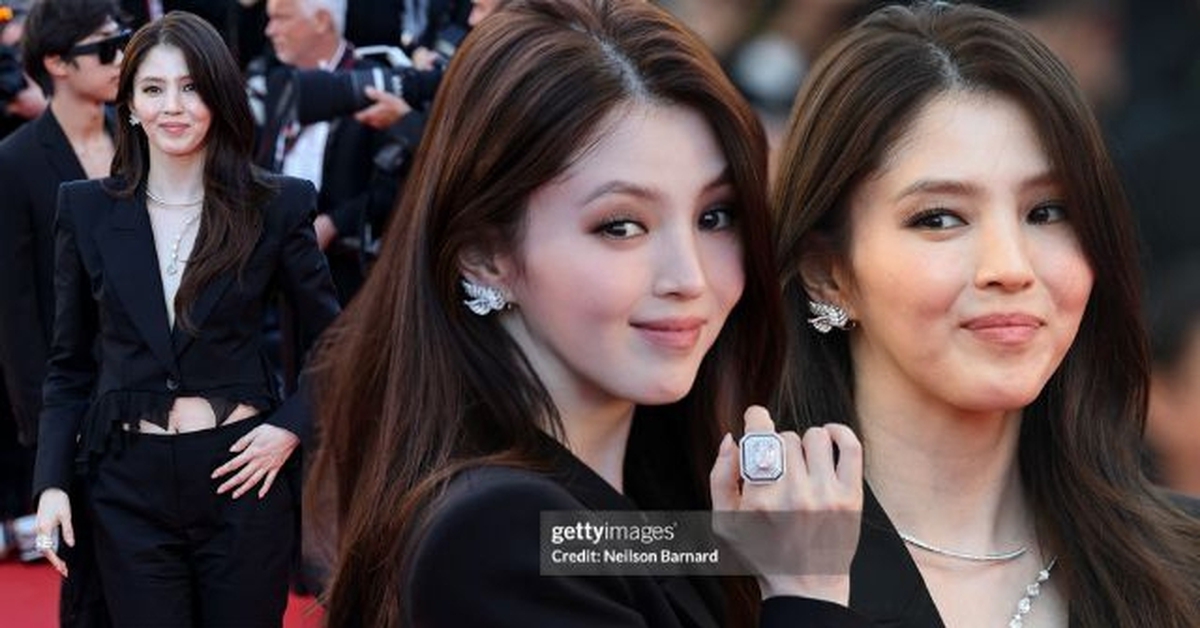 “Trà xanh” Han So Hee cũng bị hại thê thảm ở Cannes: Xuất hiện như “dọa ma” trên thảm đỏ, đi qua đi lại còn chả ai buồn chụp