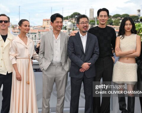 Hope hay xuất sắc nhận tràng vỗ tay 6 phút ở Cannes