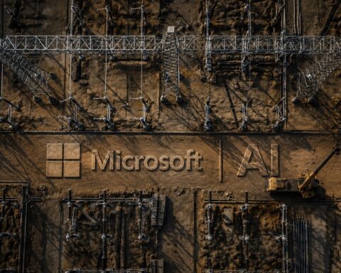 Dự án trung tâm dữ liệu AI 1 tỷ USD của Microsoft bế tắc: Tổng thống Kenya thừa nhận phải “cắt điện nửa quốc gia” mới đủ gánh
