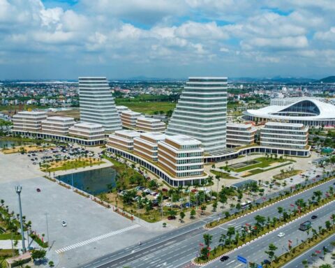 Lãi suất 2026 và bài toán dòng tiền: Khi nào nhà đầu tư BĐS cao cấp thực sự chiếm lợi thế?