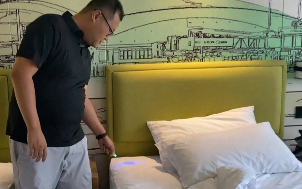 Phát hiện hàng loạt khách sạn nổi tiếng không được thay ga giường, vỏ chăn gối, khăn tắm và cốc nước sau mỗi lượt khách