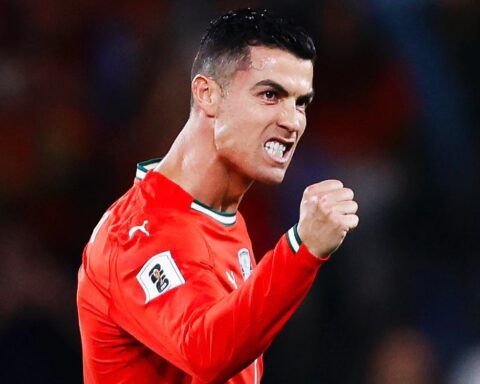 Ngỡ ngàng về sự bền bỉ của Ronaldo: Lập kỷ lục với 6 kỳ World Cup nhưng chỉ thiếu một danh hiệu