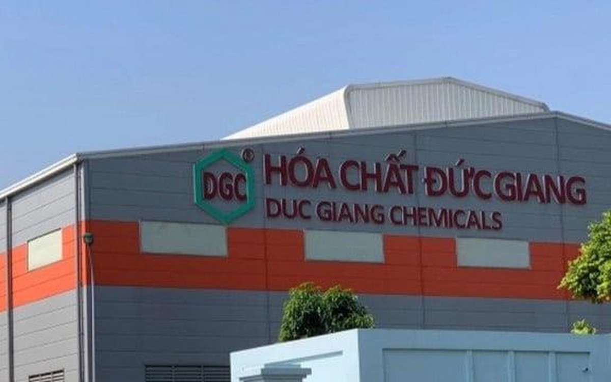 HoSE sửa quyết định, cổ phiếu Hóa chất Đức Giang vẫn được giao dịch cả ngày nhưng kèm 1 điều kiện