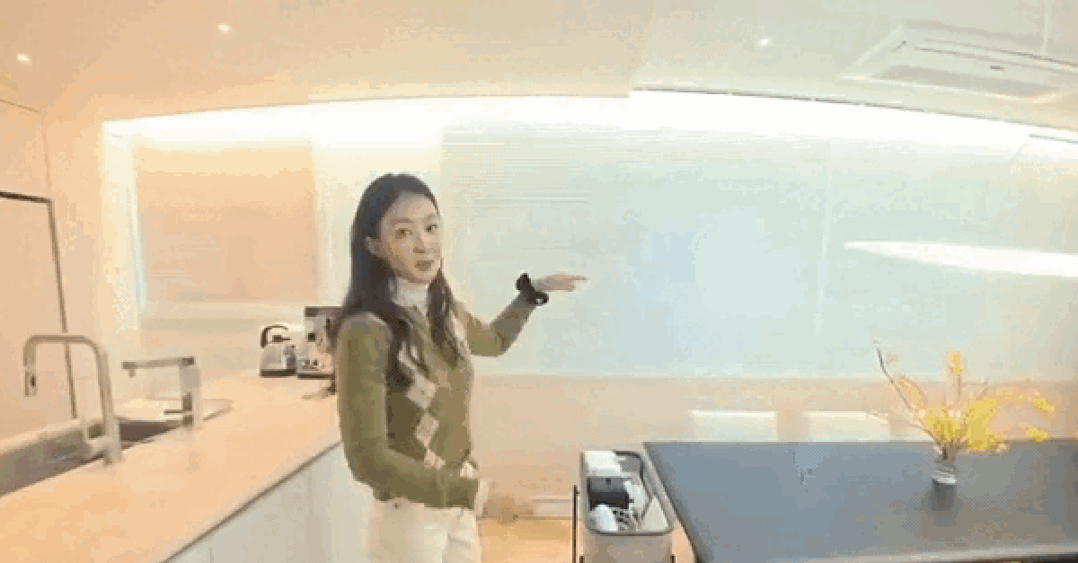 Mỹ nhân showbiz ly hôn chồng đại gia: Vẫn sống đời sang chảnh trong căn hộ cao cấp, đẹp không góc chết