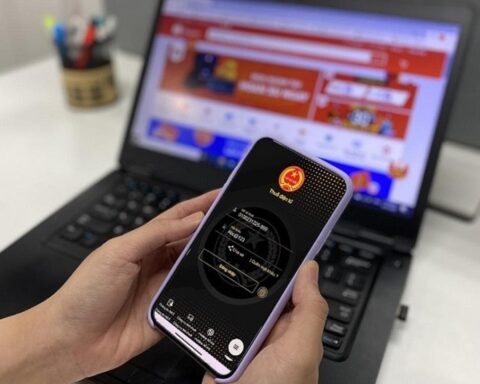Vì sao ngành thuế yêu cầu người dân xác thực sinh trắc học trên eTax Mobile?