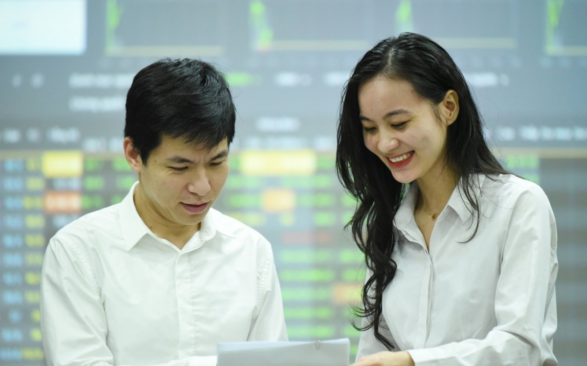Chứng khoán phái sinh ngày 20/5: Dòng tiền giao dịch sôi động trước phiên đáo hạn