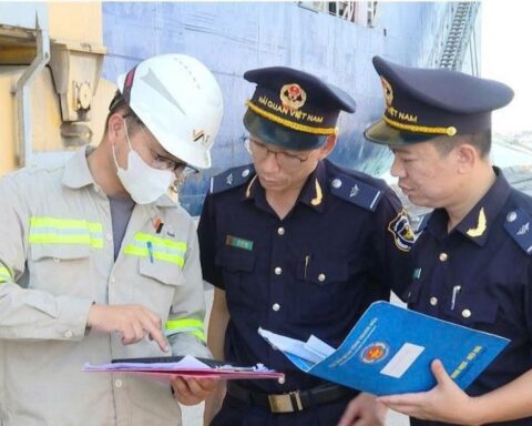 Nhiều thủ tục, điều kiện kinh doanh trong lĩnh vực hải quan, kế toán được cắt giảm, đơn giản hóa