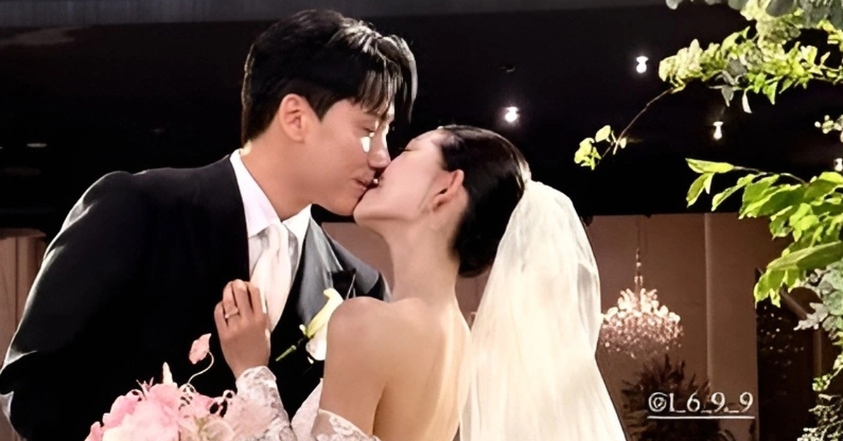 Drama sốc trong đám cưới sao nữ nổi tiếng và chồng phông bạt: Khách mời không thèm gửi tiền mừng còn ăn uống, làm loạn khán phòng