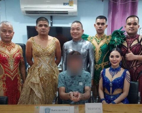 Cảnh sát Thái Lan cải trang thành vũ công để vây bắt tội phạm ma tuý