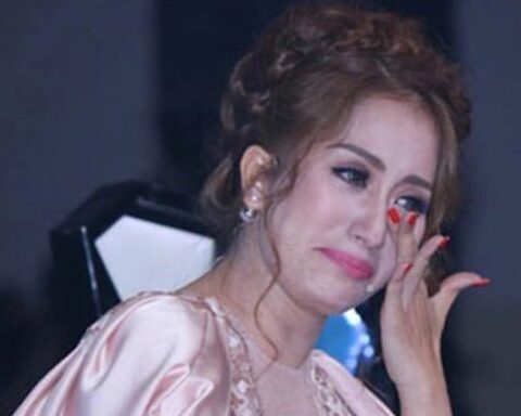 Nữ hoàng dancesport Khánh Thi cũng có lúc kiệt sức, trốn vào một góc để khóc