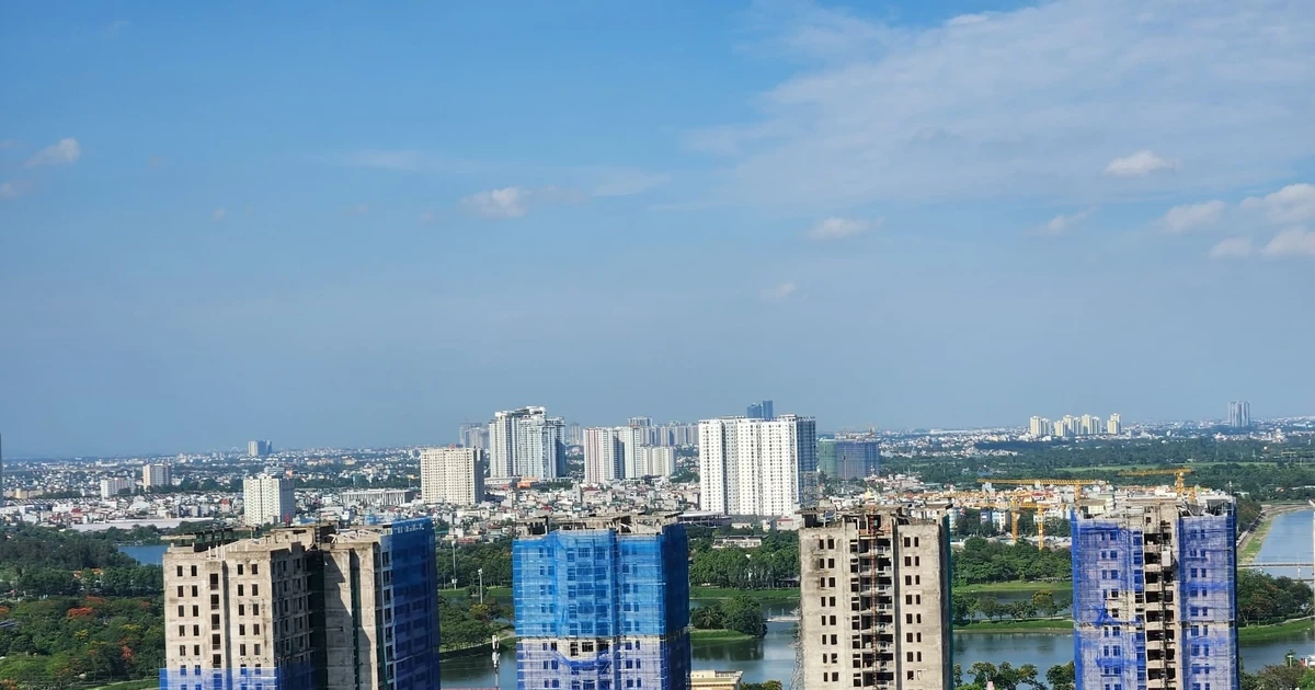 Muốn ‘hạ nhiệt’ giá chung cư phải gỡ cùng lúc nhiều ‘nút thắt’