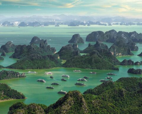 Cát Bà: miền di sản vươn mình thành tâm điểm nghỉ dưỡng cao cấp mới của miền Bắc