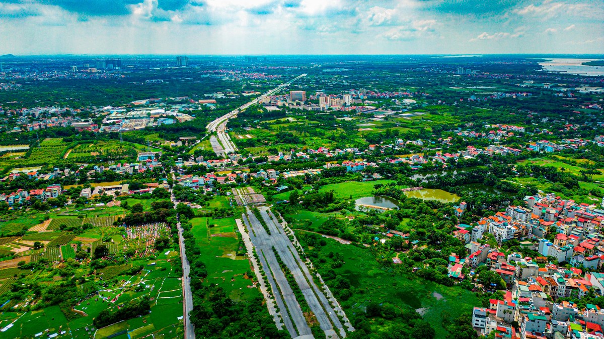 Siêu tuyến đường 10 làn xe xuyên qua khu đô thị đắt đỏ nhất Hà Nội, kết nối tới loạt dự án Sunshine Group, Vinhomes có chuyển động mới