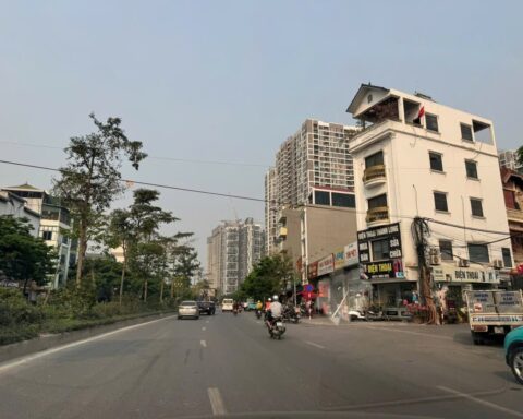 Thị trường nhà đất thổ cư rơi vào thế giằng co: Người bán chờ thời, người mua e dè