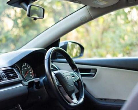 Phát hiện bé gái 4 tuổi tử vong bên trong ô tô giữa nắng nóng gay gắt