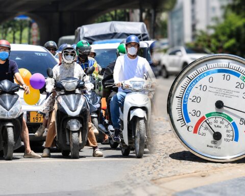 Ngày mai miền Bắc và miền Trung còn nắng nóng hơn, Hà Nội cao nhất vượt 40°C