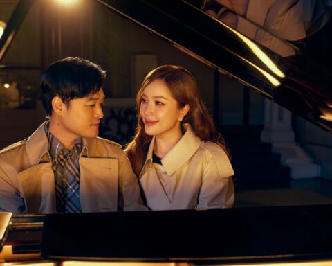 Việt Nam có cặp đôi “hoàng tử – công chúa” khuynh đảo cả nước: Bán trăm nghìn bản album, hai thập kỷ tái hợp vẫn hot