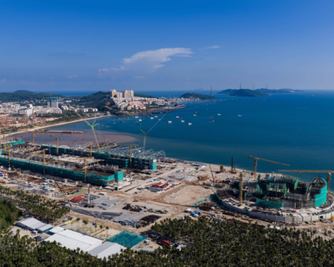 Vừa nhận đất triển khai siêu dự án 64.000 tỷ đồng, Sun Group tiếp tục được giao thêm đất làm KĐT 21ha tại hòn đảo được mệnh danh “đẹp nhất châu Á”