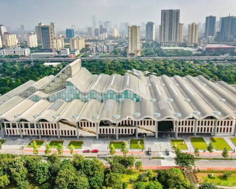 Gần 5.000 người cùng “chạy đua” tiến độ: Công trình dùng 12.500 tấn kết cấu thép, 50.000 m2 kính đã về đích thần tốc và lập kỷ lục Đông Nam Á