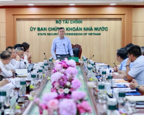 Thị trường chứng khoán Việt Nam từng bước phát triển minh bạch và bền vững hơn