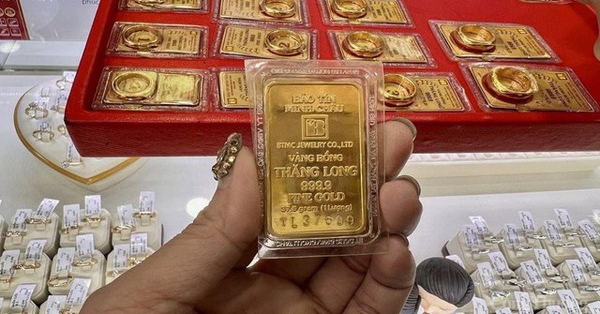 Giá vàng hôm nay 27/5: Tiếp tục thủng đáy, người mua mất gần 3 triệu đồng chỉ sau một tuần