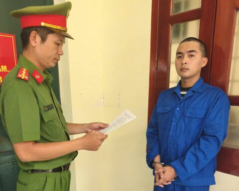 Thi hành lệnh bắt Nguyễn Văn Khanh SN 2004, thu 1kg vàng