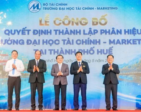 Mở rộng không gian tri thức, kết nối động lực phát triển miền Trung