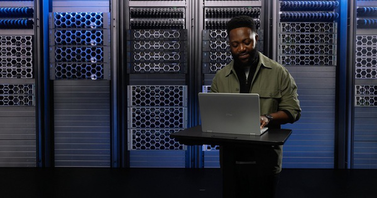 Dell tung loạt công nghệ mới cho trung tâm dữ liệu AI: Có cả server “1 máy thay 13 máy”, lưu trữ 5,8 petabyte trong thân máy 3U