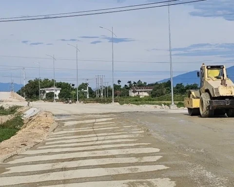 Điều chuyển hàng loạt dự án chậm tiến độ