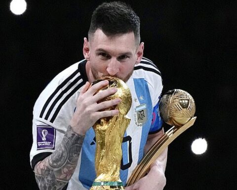 Chính thức: Messi lần thứ 6 tham dự World Cup, sánh ngang Ronaldo
