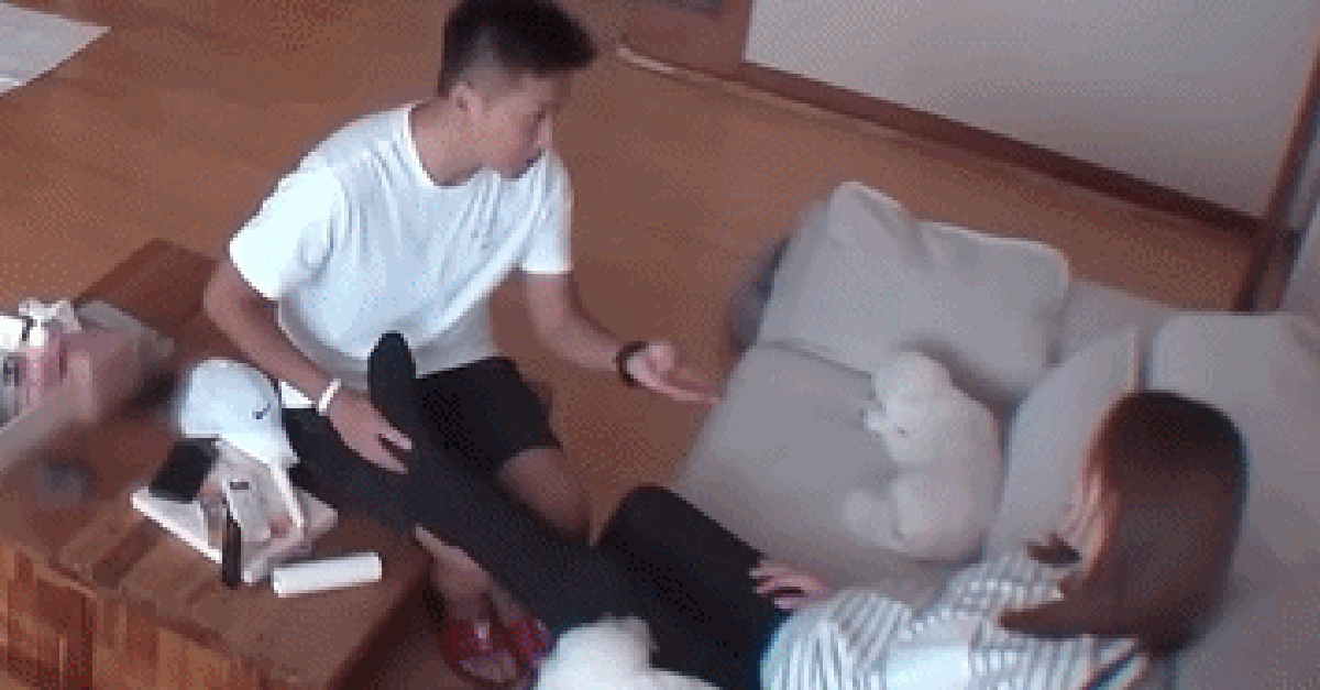 Nữ diễn viên sảy thai 2 tuần trước ngày dự sinh, chồng gào khóc trong bệnh viện: “Đáng nhẽ vợ tôi phải lấy người khác làm chồng”