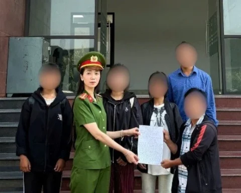 Công an Hà Nội phối hợp giải cứu 3 thiếu nữ đi tìm ‘việc nhẹ, lương cao’