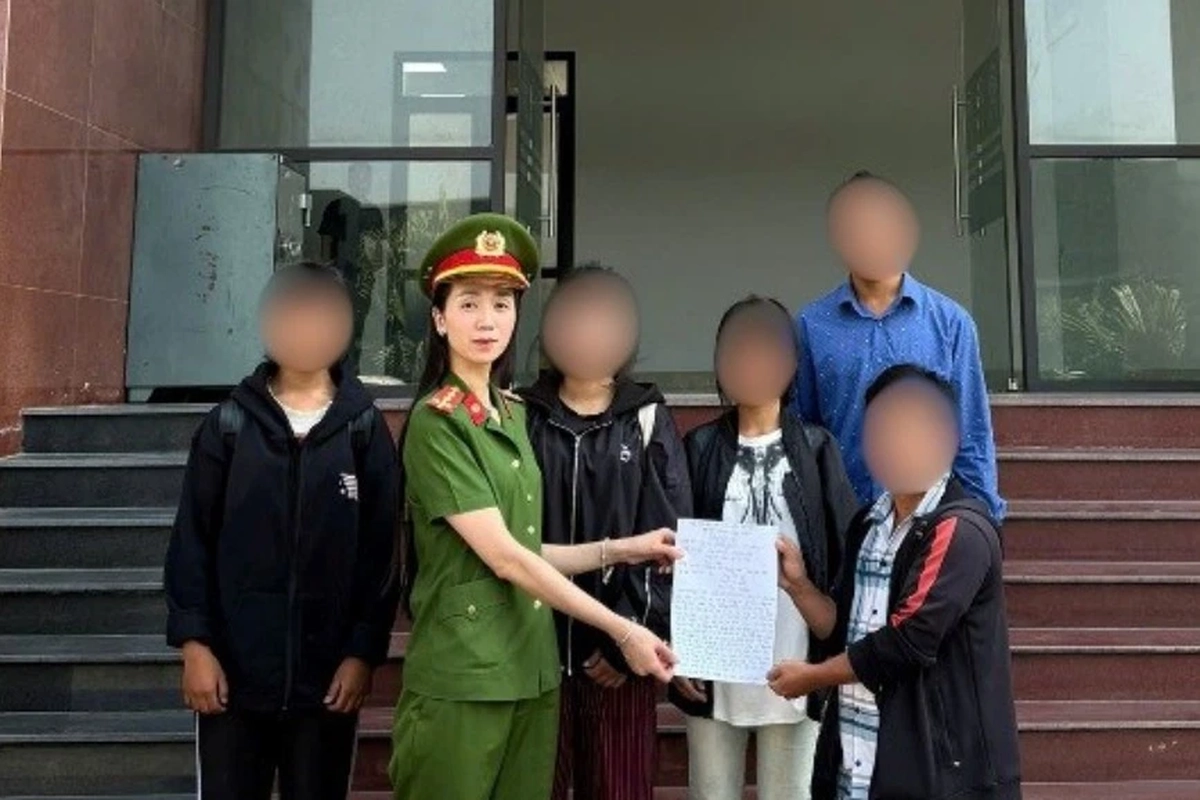 Công an Hà Nội phối hợp giải cứu 3 thiếu nữ đi tìm ‘việc nhẹ, lương cao’