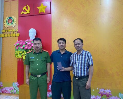 Công an xác minh giao dịch chuyển khoản 404.200.000 đồng từ tài khoản của ông Vũ Xuân Khang