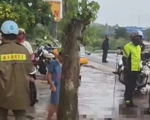 Hai cha con từ TPHCM đi mô tô phân khối lớn gặp nạn trên Quốc lộ 1