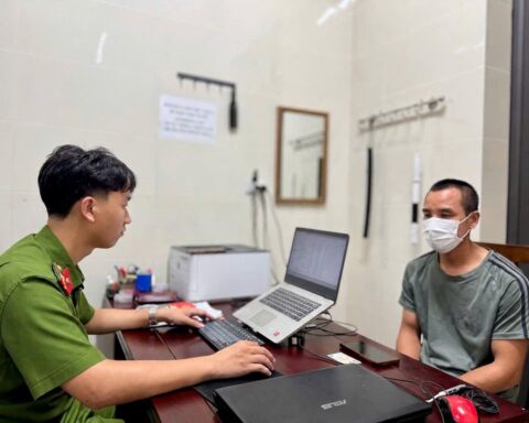 Phát hiện giao dịch lên tới gần 100 triệu đồng, Công an ra quyết định khởi tố Nguyễn Văn Ngọc SN 1989