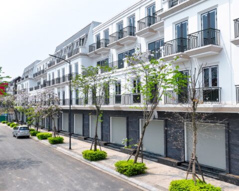 Shophouse Sông Công bàn giao sổ đỏ: Bảo chứng pháp lý giữa thị trường chọn lọc