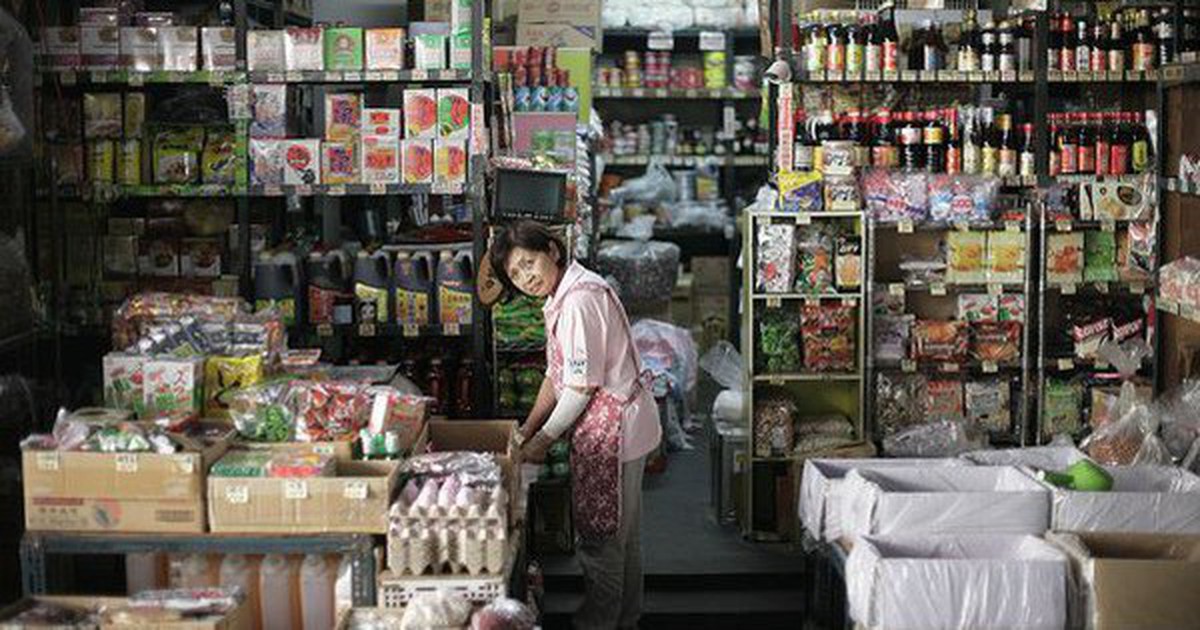 Người phụ nữ chỉ bán tạp hóa sở hữu TÀI SẢN khó tin sau 30 năm: “Tôi không giàu vì bán được nhiều, mà vì đầu tư vào…”