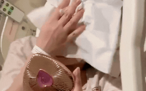 Lộ clip mỹ nhân Việt âm thầm sinh con cho doanh nhân- Ảnh 1.