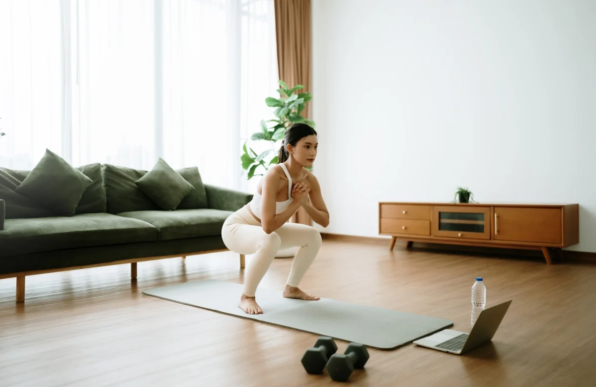Người phụ nữ 48 tuổi giảm 8,5kg trong 3 tháng! Giảm cân tuổi trung niên không nhờ vận động mạnh, chỉ làm đúng "2 việc" là mỡ bụng biến mất!- Ảnh 3.
