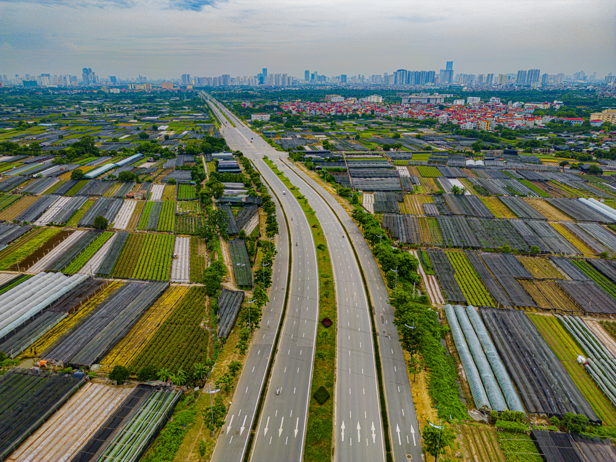 Hà Nội chính thức phê duyệt đầu tư siêu dự án chạy dọc 11km ven sông, có gần 2.000 biệt thự diện tích lớn bậc nhất thủ đô cho giới tài phiệt - Ảnh 5.