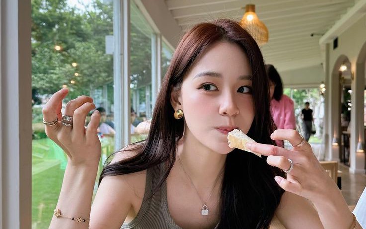 Phu nhân hào môn Lê Tư có bí quyết uống nước để giữ "nhan sắc không tuổi", hé lộ "thời điểm vàng" uống nước giảm 7kg trong 3 tháng! - Ảnh 2.