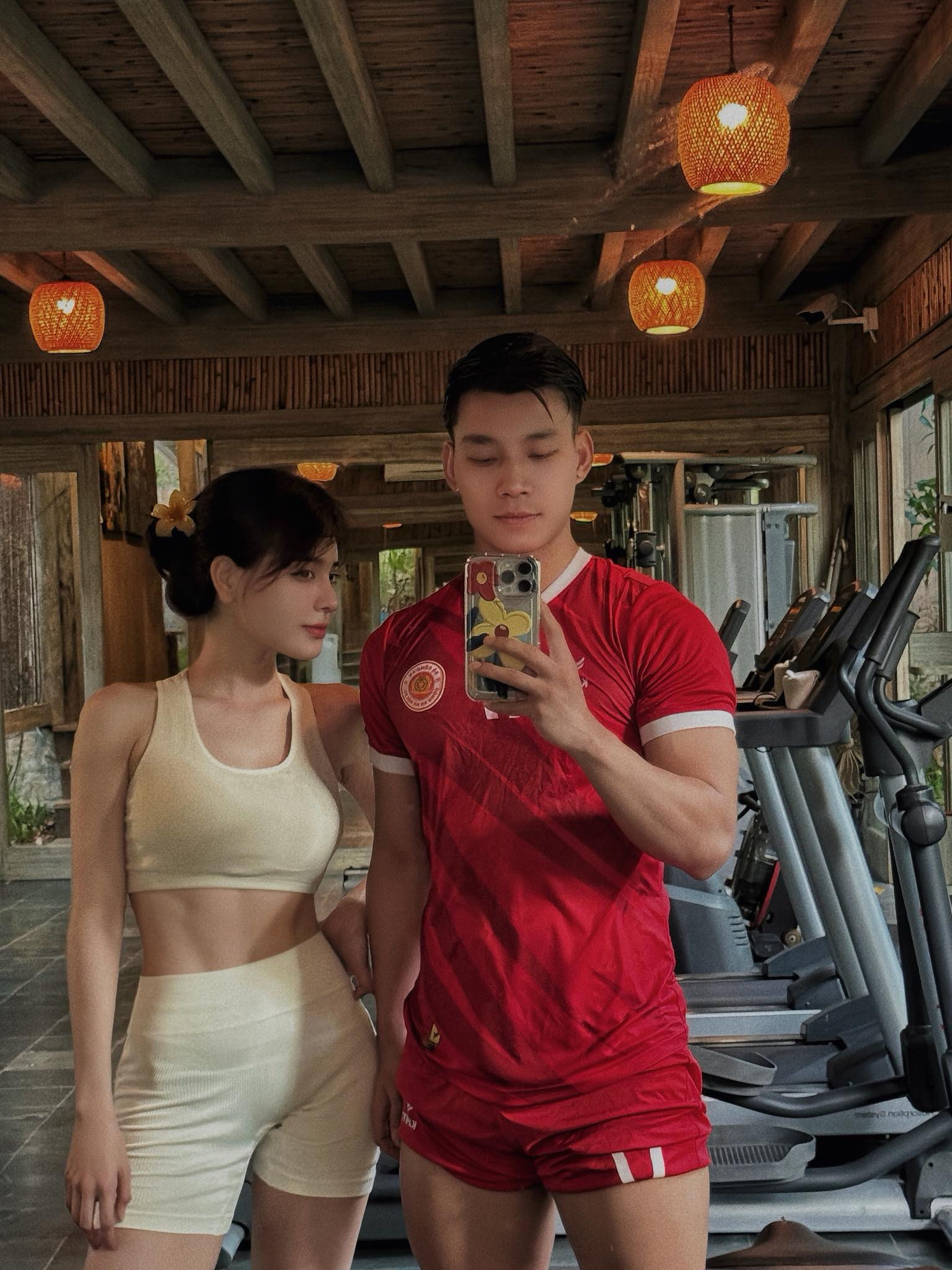 Kiểu hẹn hò tốn mồ hôi của dàn cầu thủ nổi tiếng và vợ: Thành quả xứng đáng!- Ảnh 8.