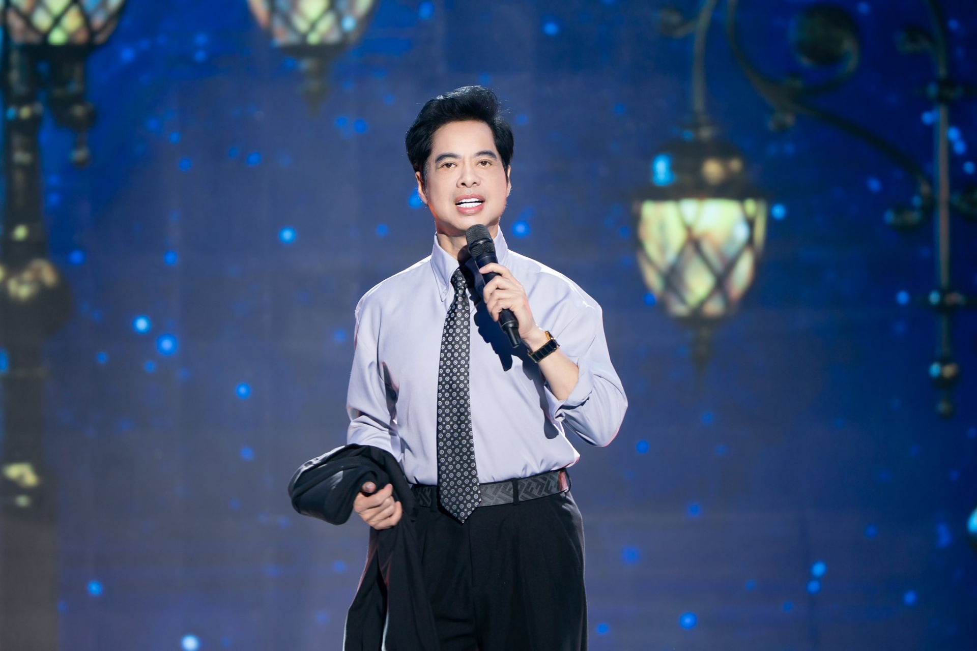 Ngọc Sơn livestream giữa lúc bị soi biểu hiện lạ: "Nếu test người tôi có chất cấm, tôi tặng cả gia tài"- Ảnh 4.