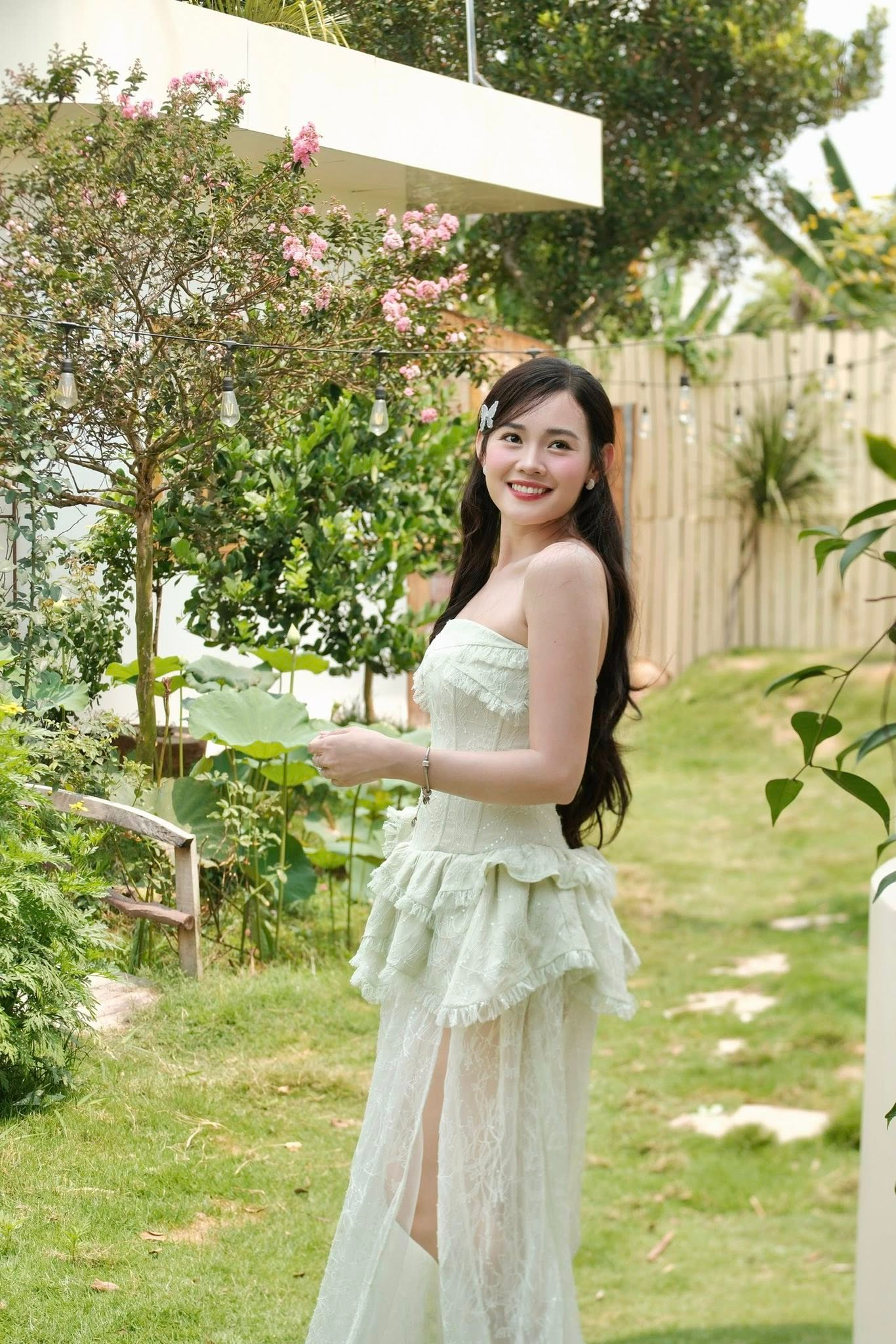 Bỏ việc văn phòng, dùng ChatGPT thiết kế khu vườn trên mảnh đất 1000m2: "Hết đau cổ vai gáy thì chuyển sang đau lưng vì cuốc đất"- Ảnh 4.
